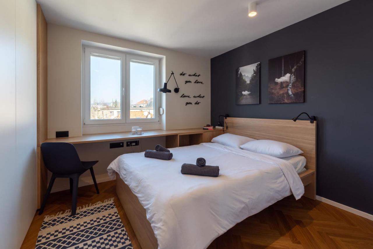 Canopy Apartma *
